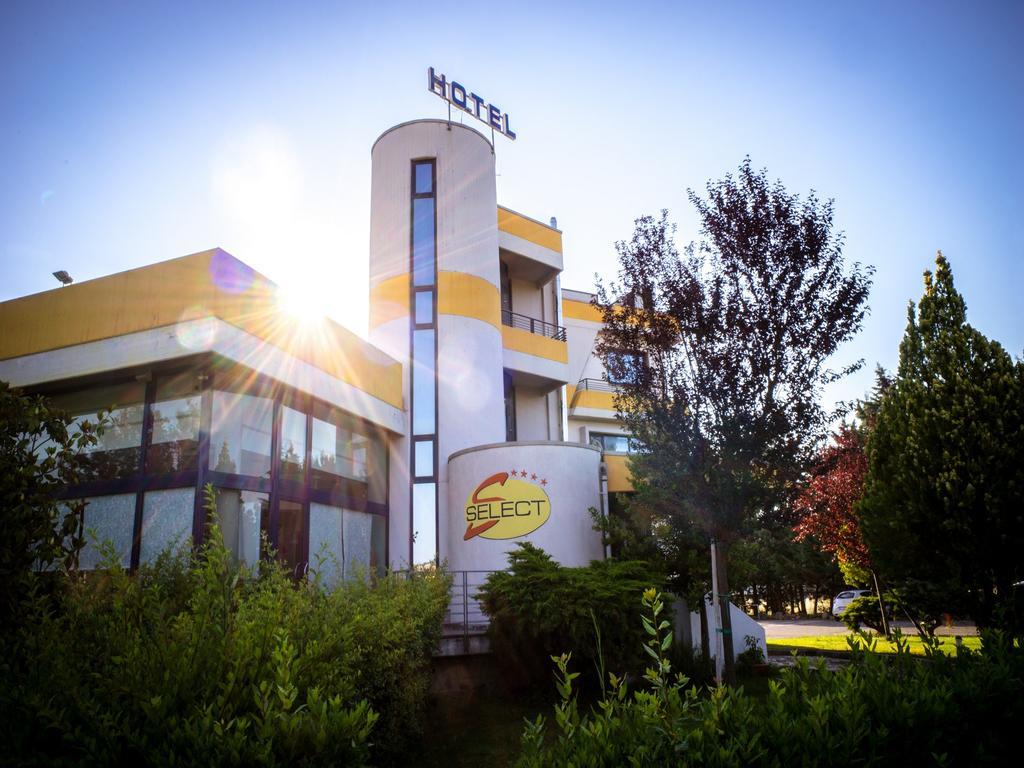 Hotel Select Atessa Exteriör bild
