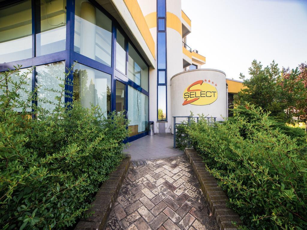 Hotel Select Atessa Exteriör bild