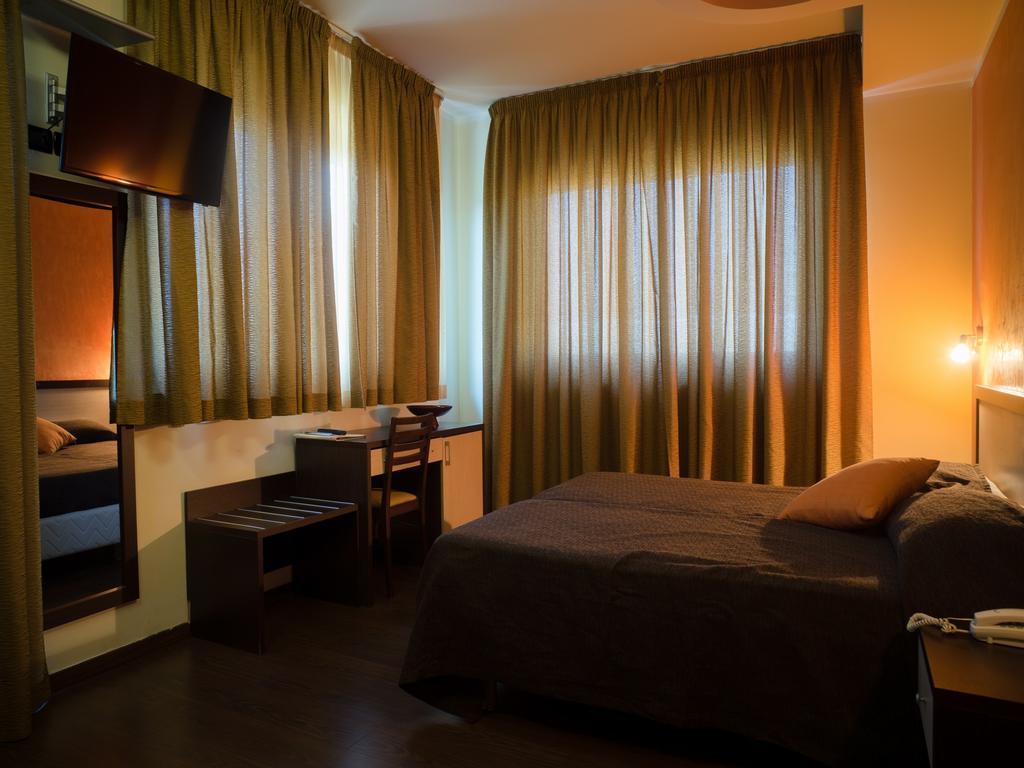Hotel Select Atessa Exteriör bild