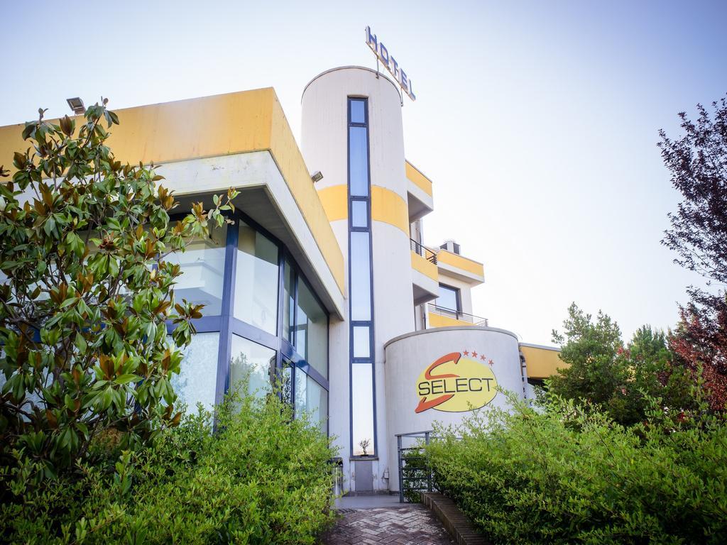 Hotel Select Atessa Exteriör bild