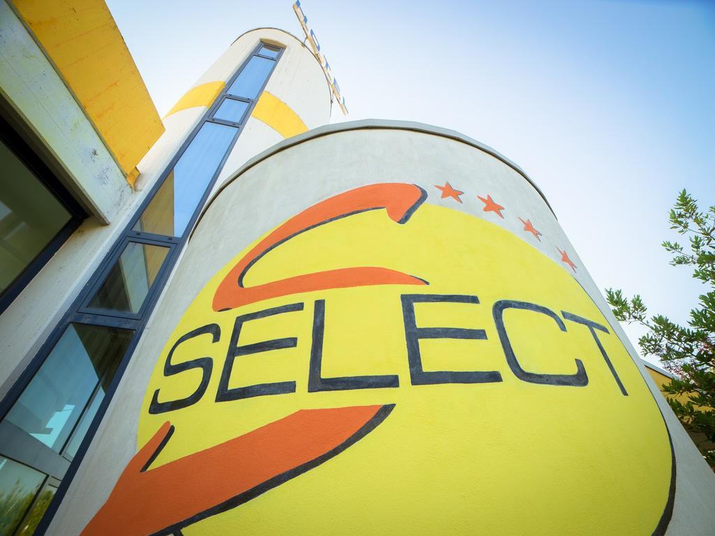 Hotel Select Atessa Exteriör bild